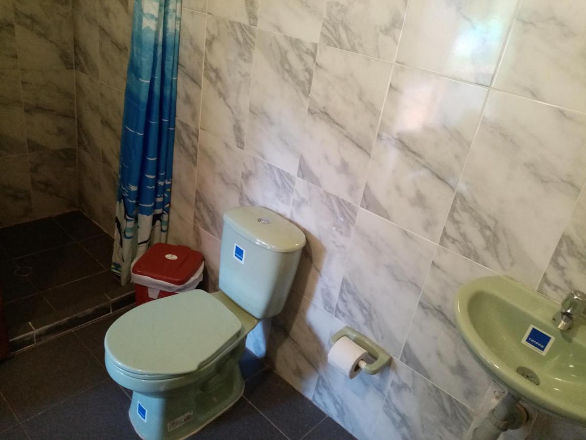 Hostal La Finquita Palomino Εξωτερικό φωτογραφία