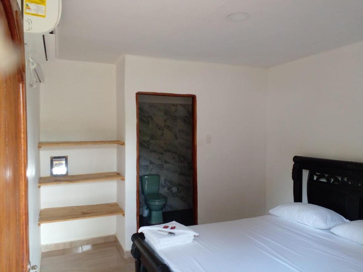 Hostal La Finquita Palomino Εξωτερικό φωτογραφία